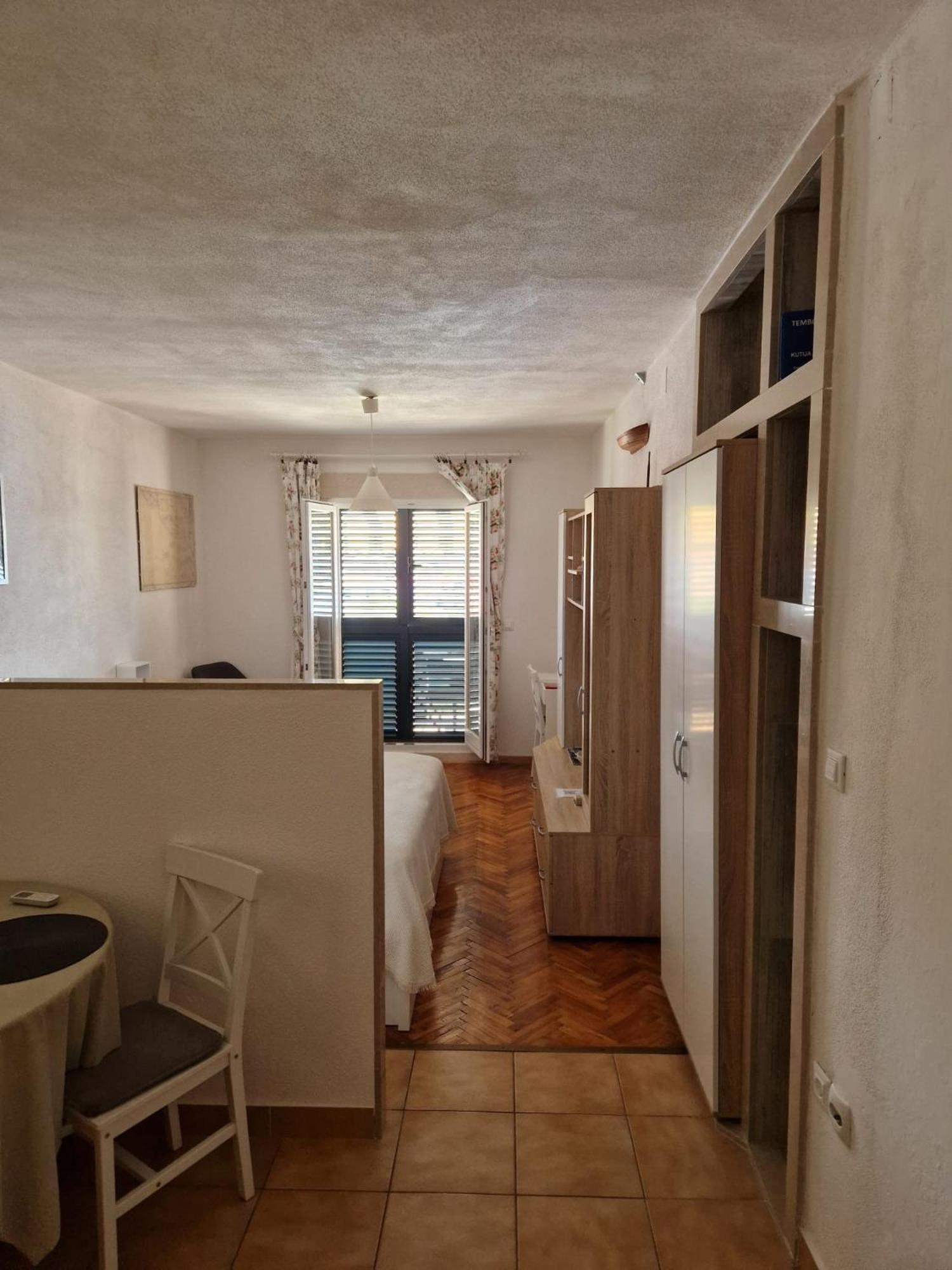 Studio Apartment Riva Sumartin Extérieur photo